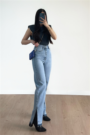 YIRTMAÇLI AÇIK MAVİ RENK JEAN