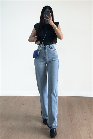 YIRTMAÇLI AÇIK MAVİ RENK JEAN