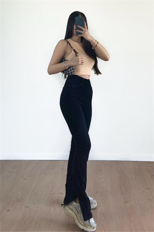 YIRTMAÇLI SİYAH JEAN