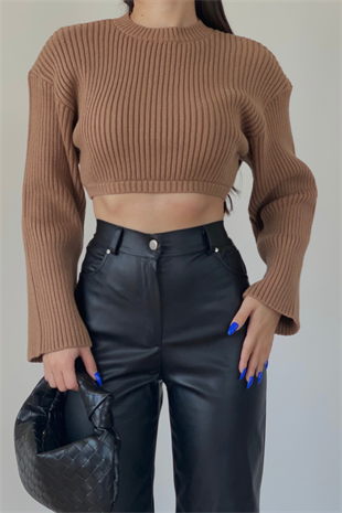 YÜKSEK BEL SİYAH DERİ PANTOLON