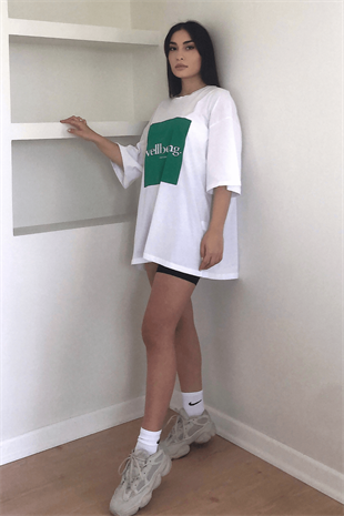 BEYAZ- YEŞİL TİŞÖRT 