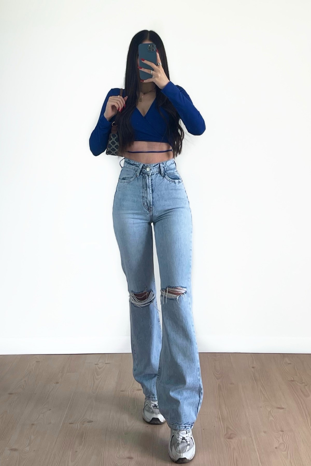 DİZİ YIRTIK WİDE LEG BUZ MAVİ JEANS