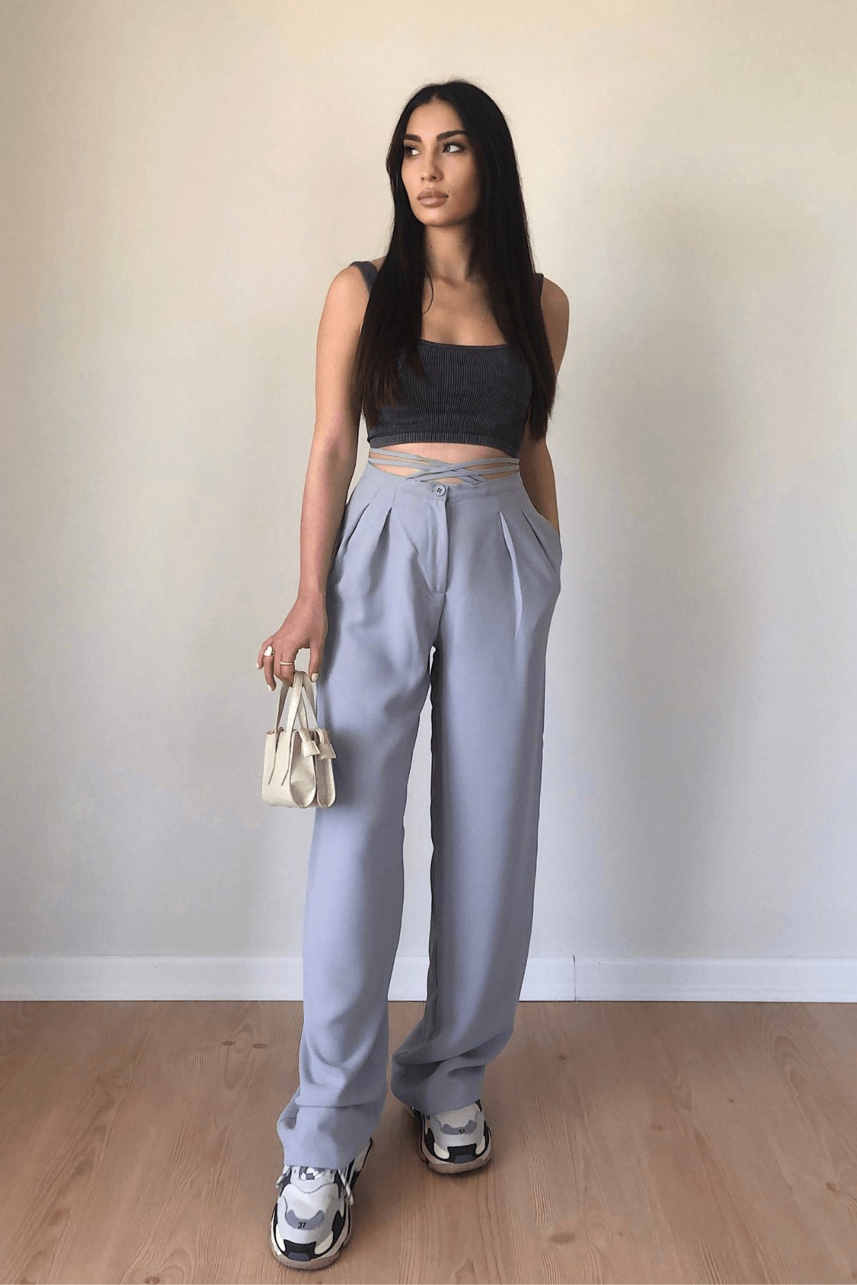 GRİ ÇAPRAZ BAĞLAMALI PANTOLON