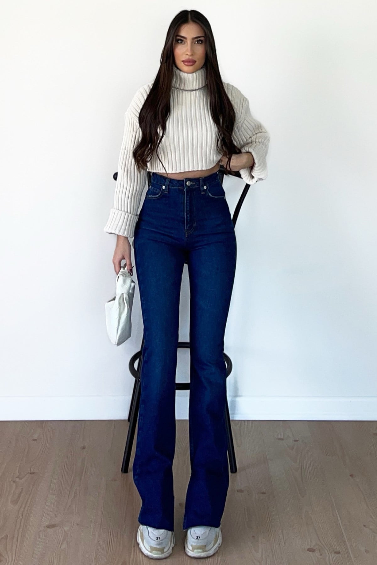 KOYU YIRTMAÇLI LİKRASIZ JEAN