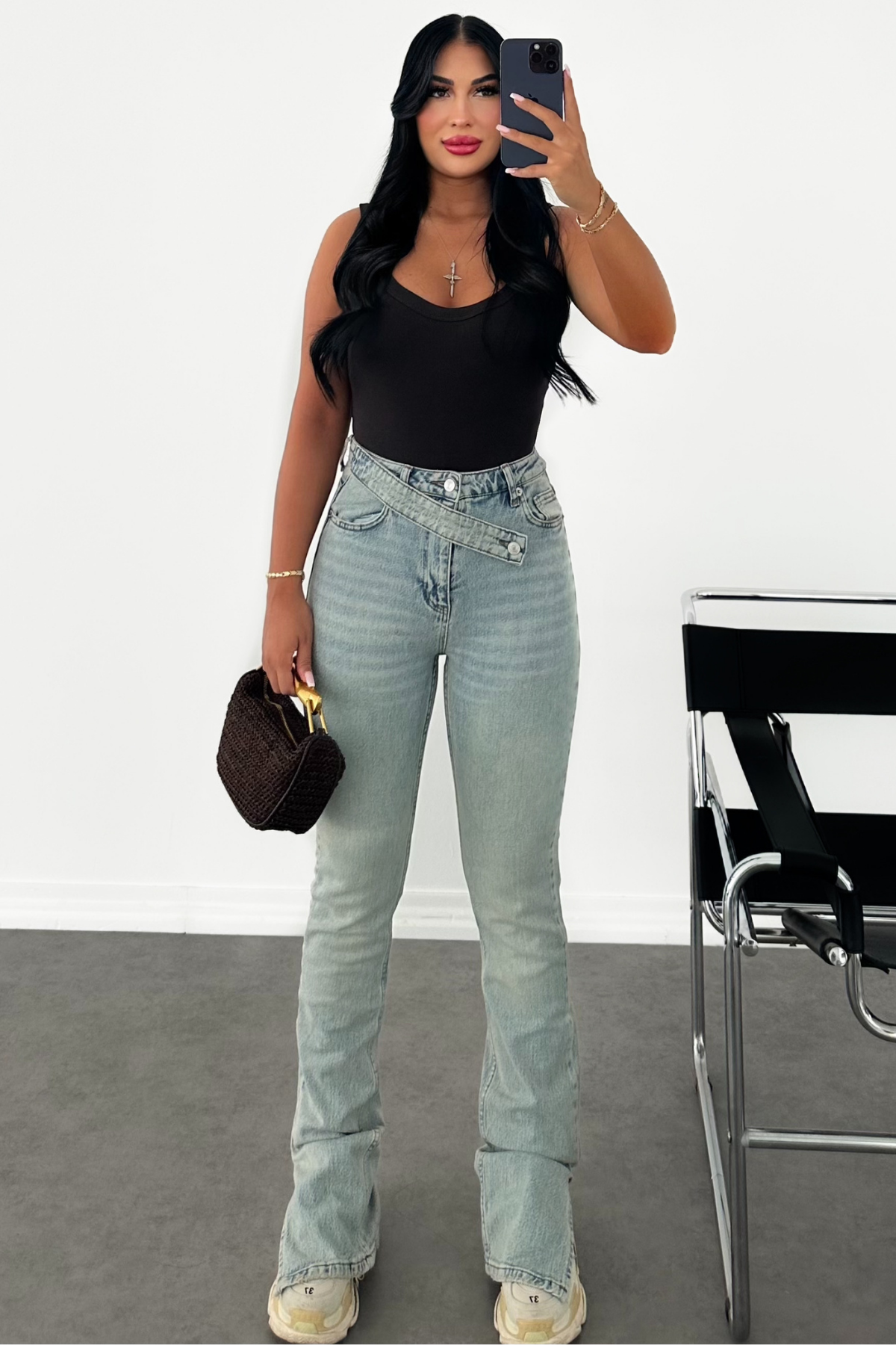 PREMİUM ESKİTMELİ KEMERLİ YIRTMAÇLI JEAN