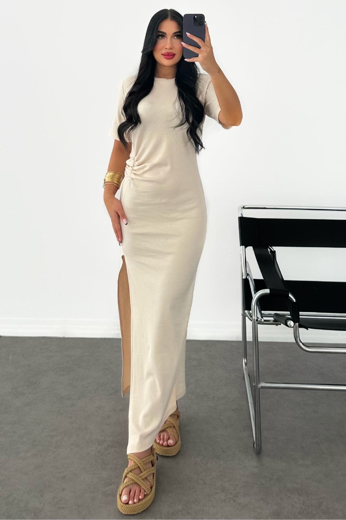 PREMİUM KREM YIRTMAÇLI ELBİSE