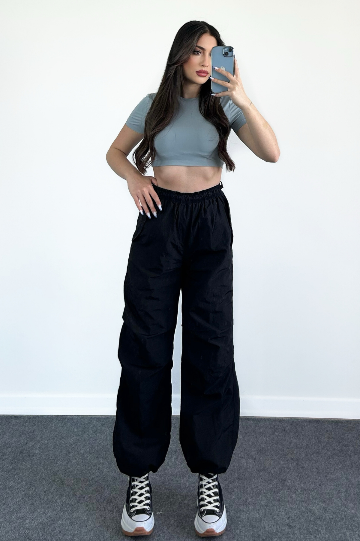 SİYAH PARAŞÜT PANTOLON