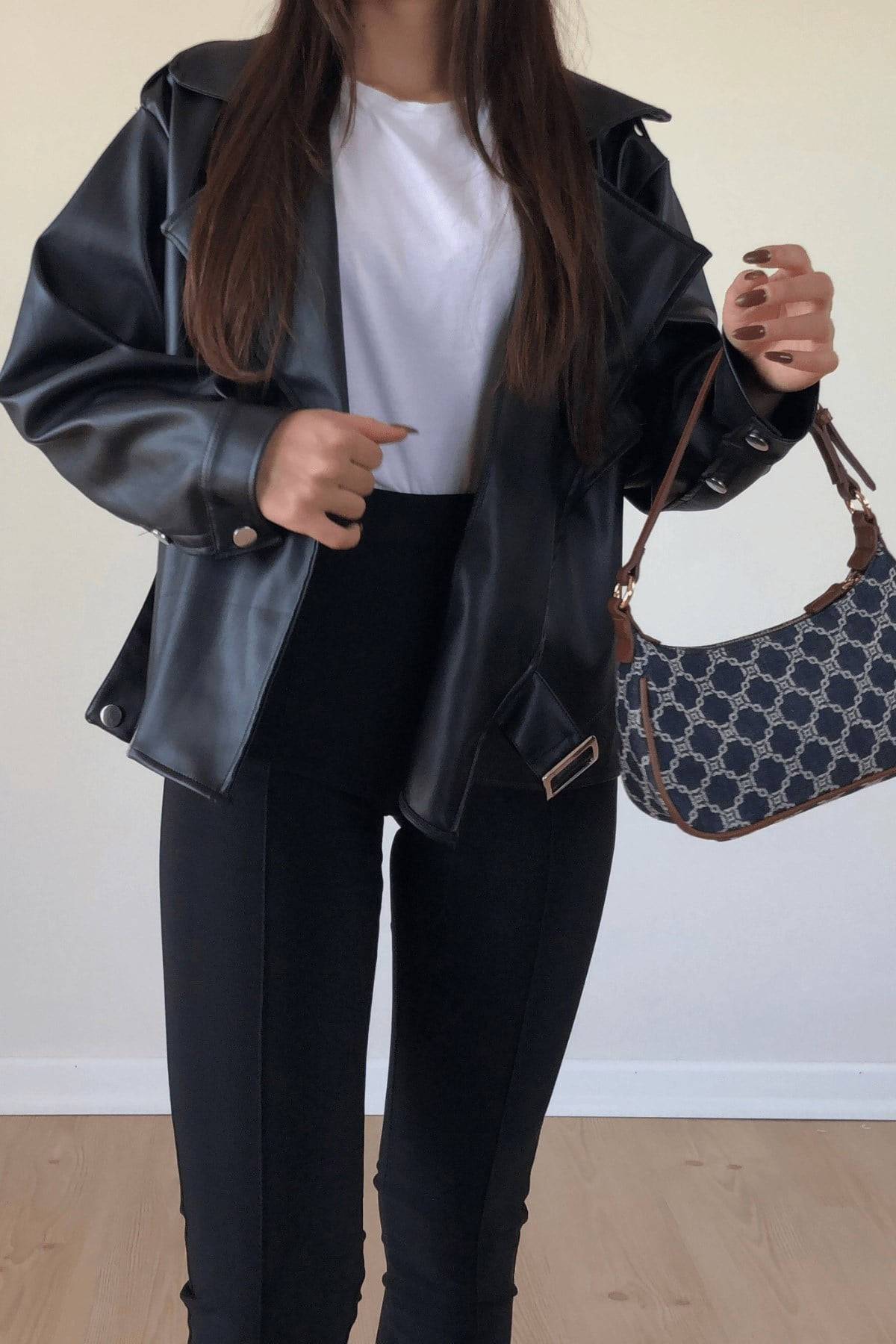 ZARA MODEL SİYAH DERİ CEKET