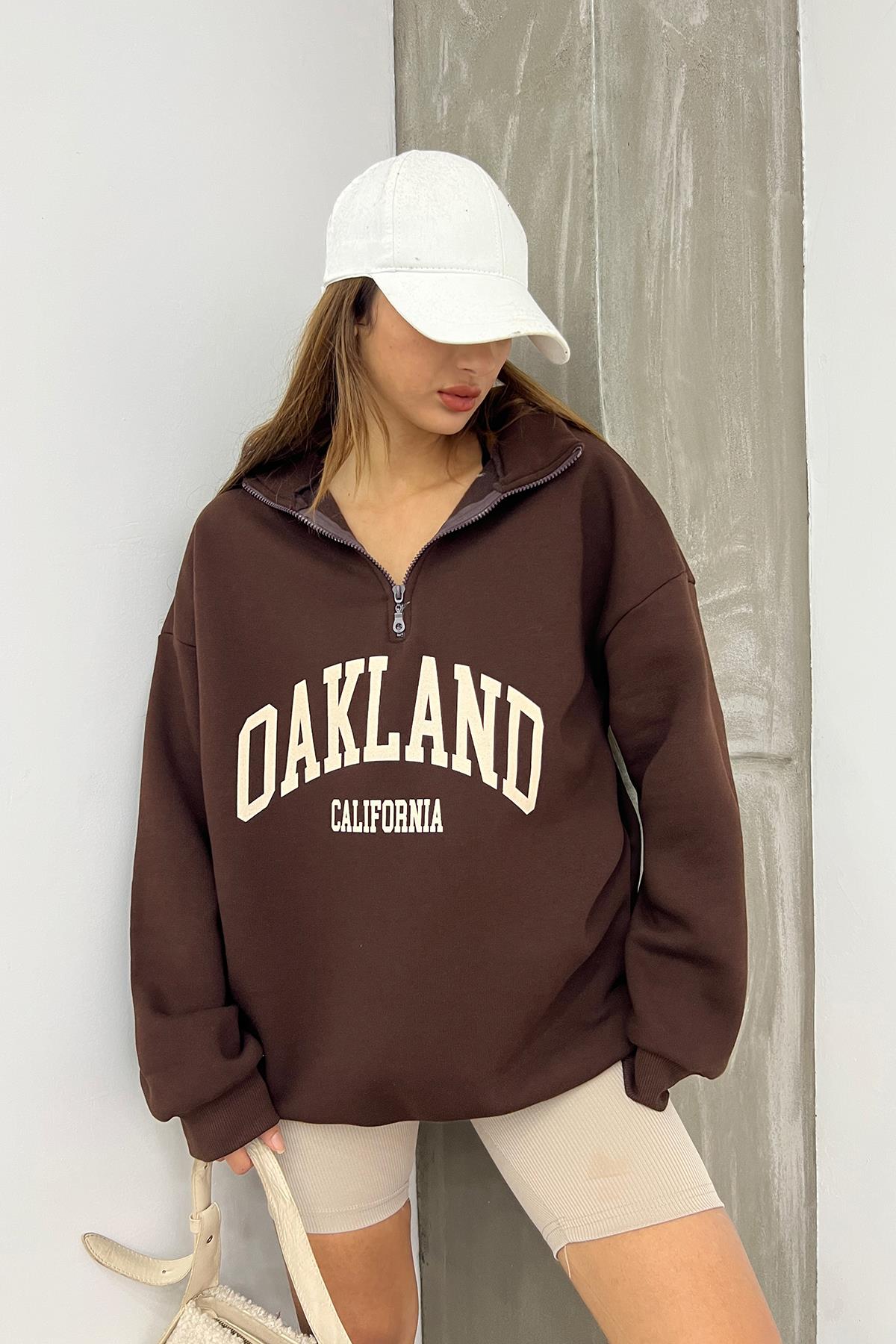 Kahve Oakland Baskılı Fermuarlı Sweat