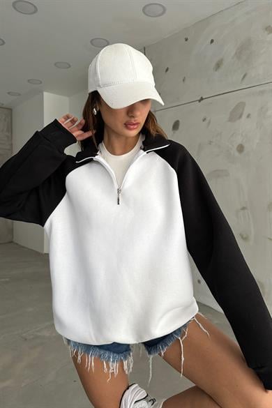 Beyaz Kolları Siyah Fermuarlı Polo Yaka Sweat