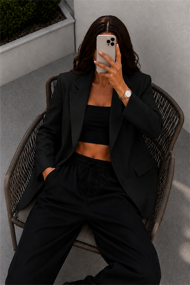 Siyah Lazer Kesim Oversize Blazer Ceket