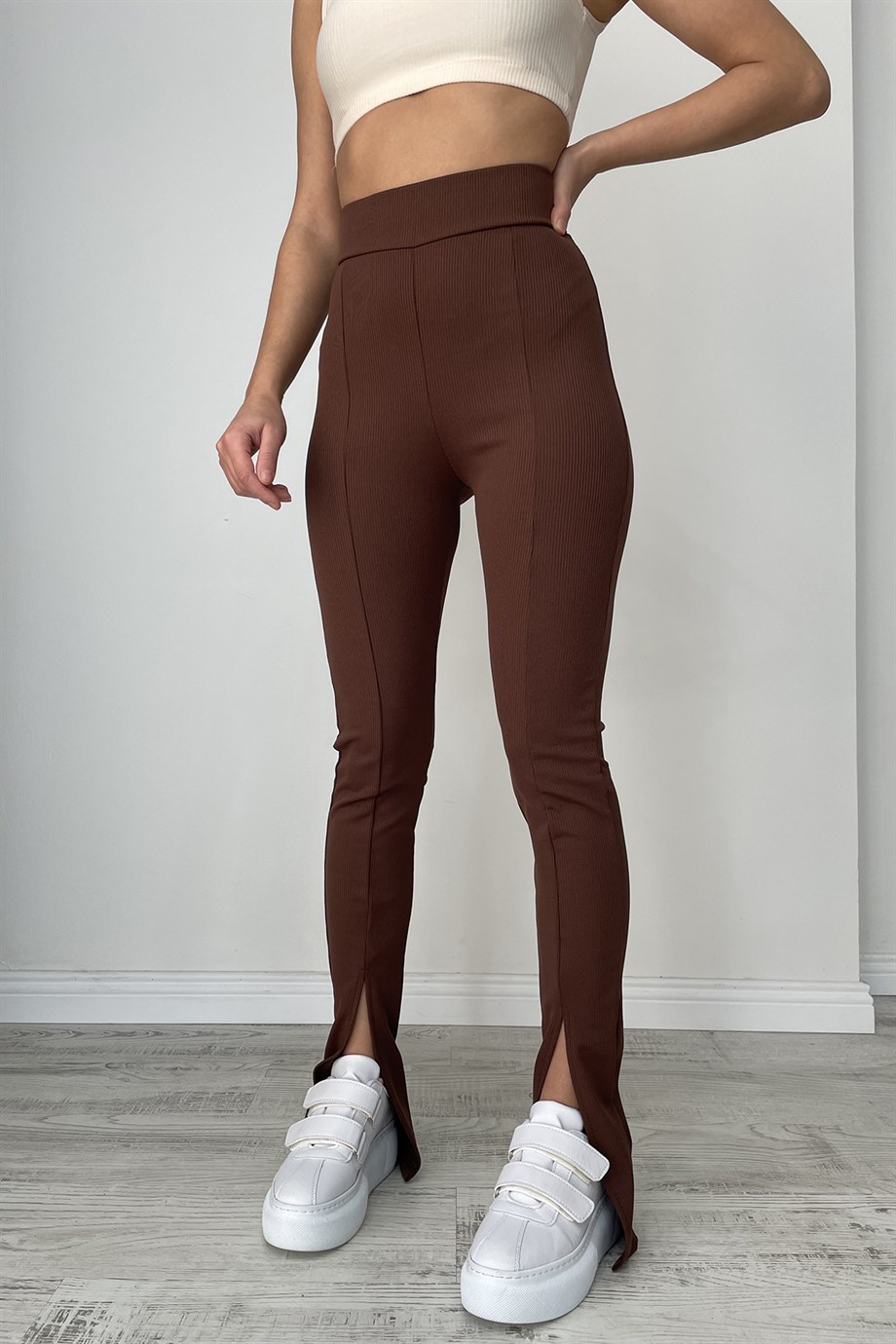 Hera Moda Kadın Paçası Yırtmaçlı Fitilli Kahverengi Tayt