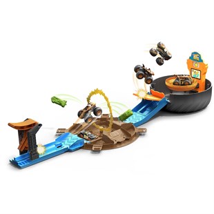 Hot Wheels Monster Trucks Akrobasi Tekerleği Oyun Seti