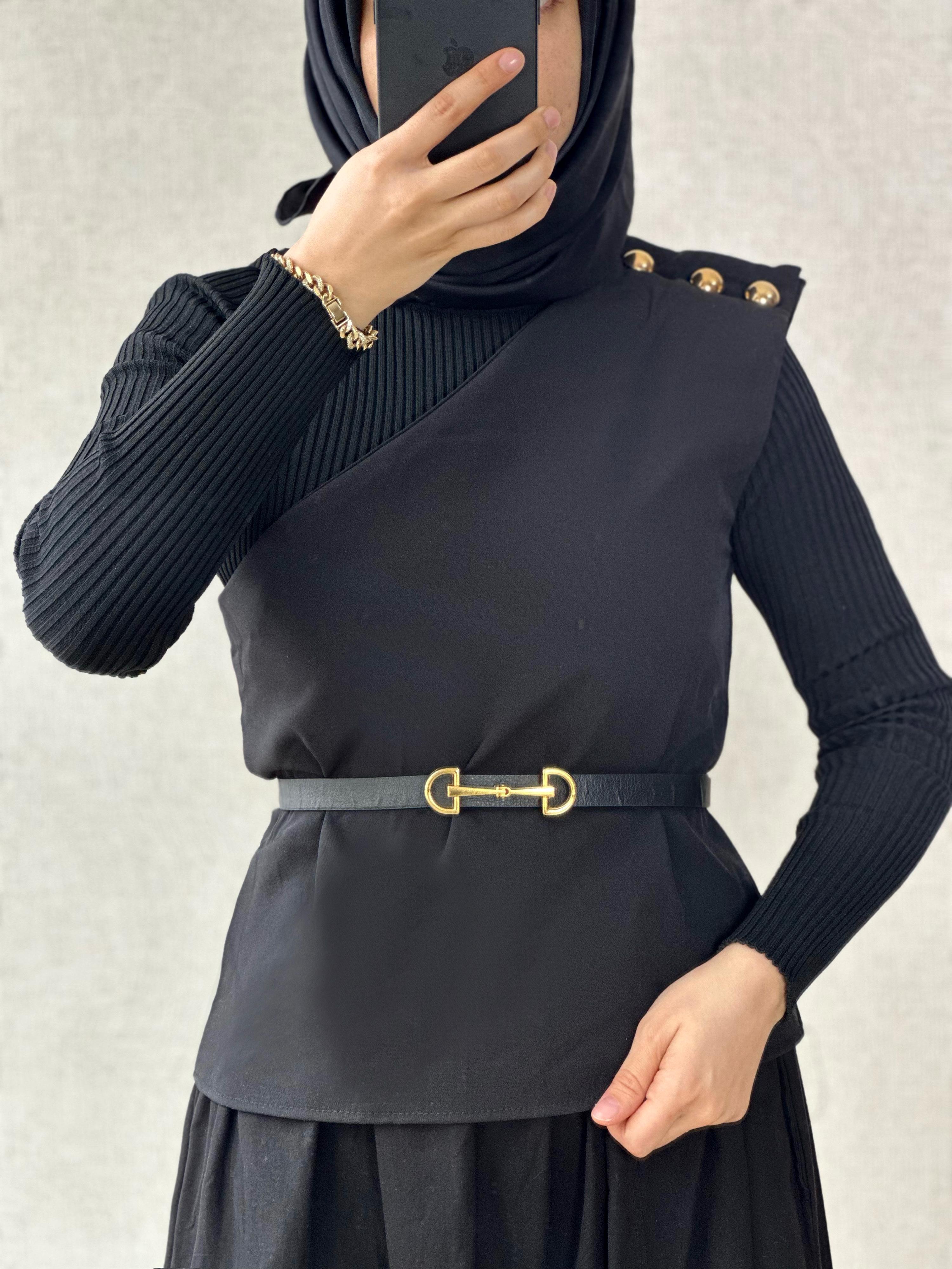 Asimetrik Korse Siyah