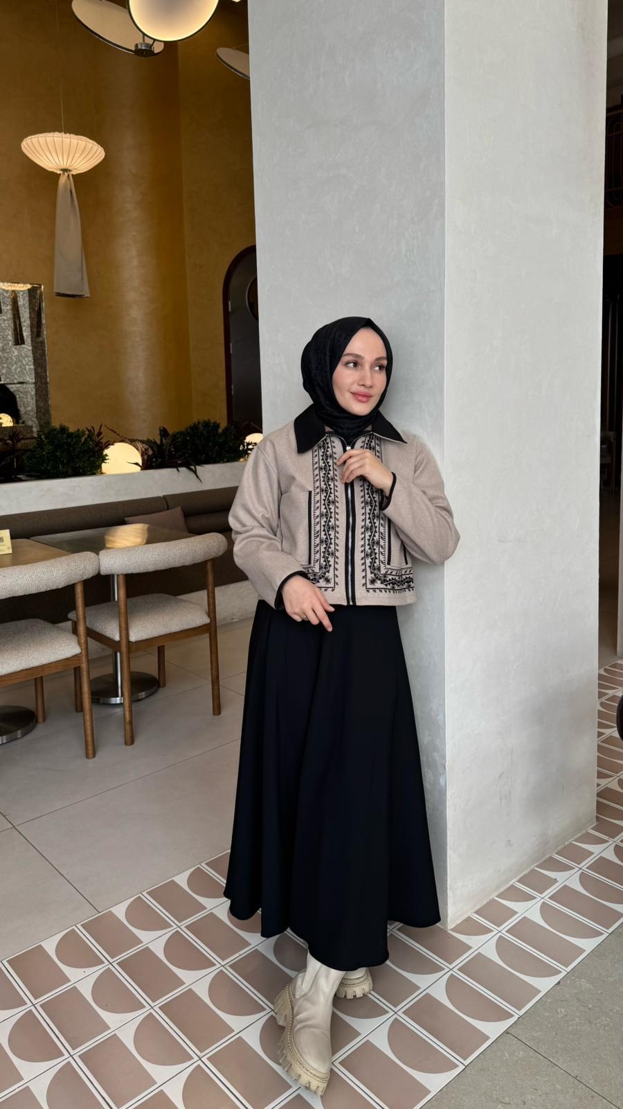 Kaşe Nakış Ceket-Taş