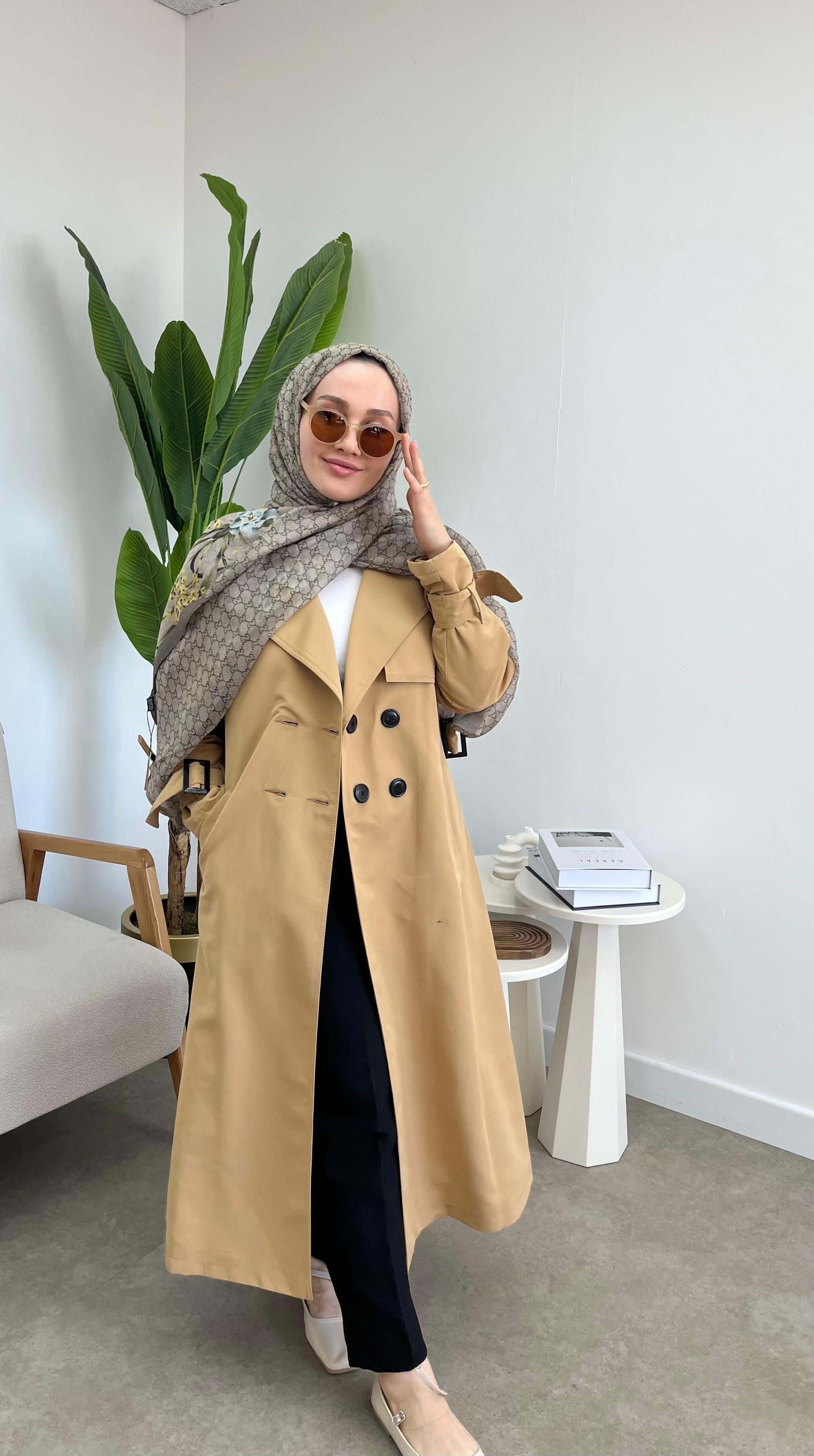 Miqa Trençkot Camel