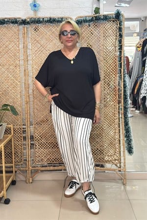 Çizgili Paçası İster Büzgülü İster Geniş Paça Pantolon Beyaz