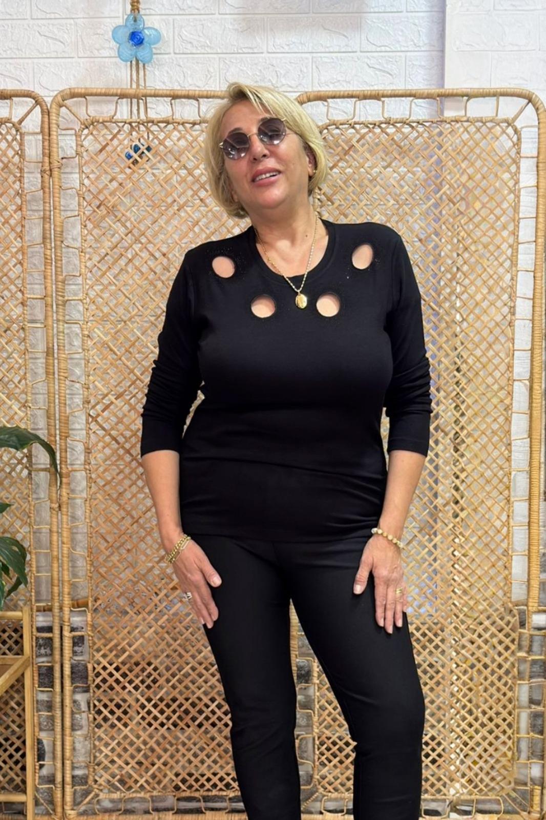 Taş ve Yaka Detaylı Bluz Siyah