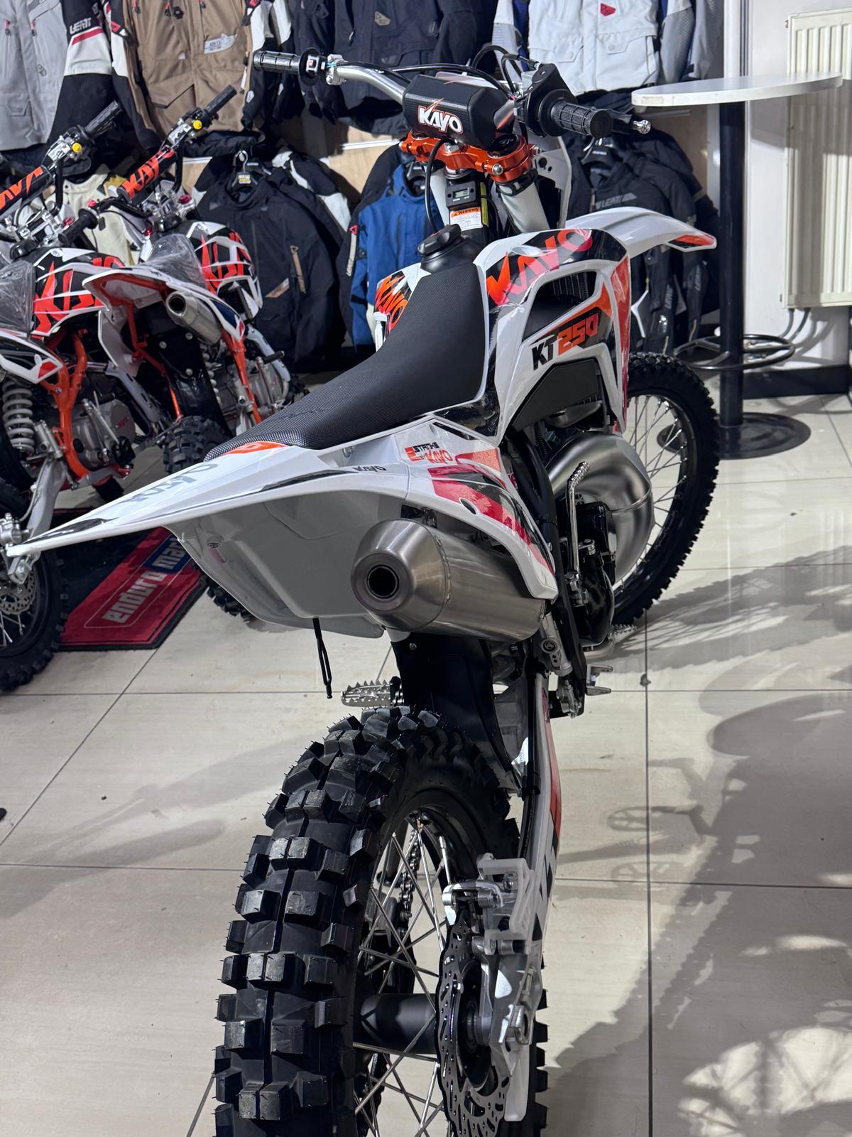 Kayo KT250 2T