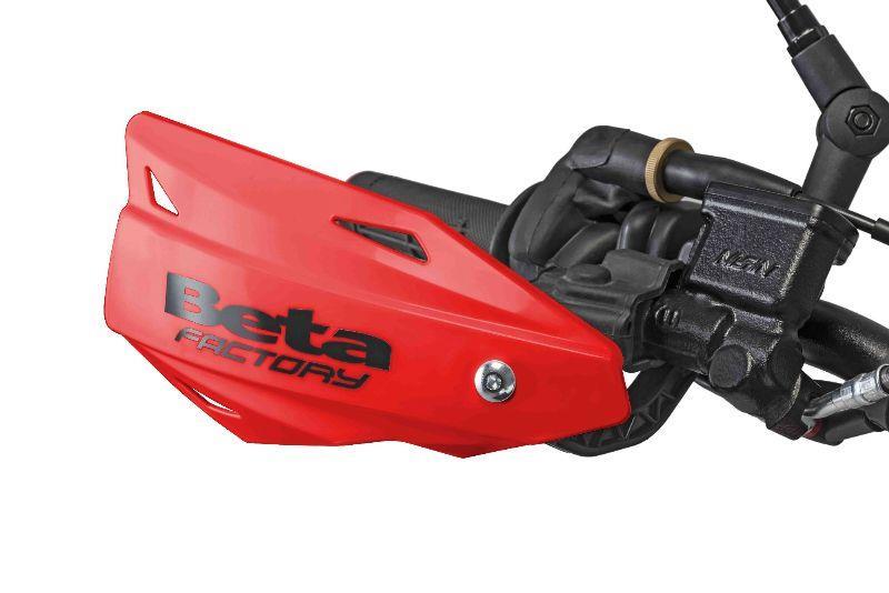 RR HANDGUARD KIT , RED BETA ORJ YP E