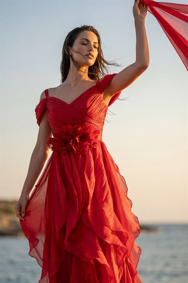 Kırmızı Omuz Ve Yaka Detaylı Belde Çiçek    Rahat Kesim Maksi Boy Abiye Elbise