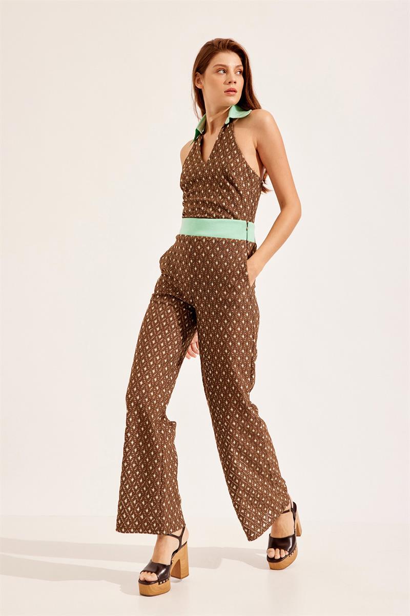Kahverengi Yakalı Kolsuz Bluz Bol Paça Pantolon Takım Kadın Takım Elbise modelleri