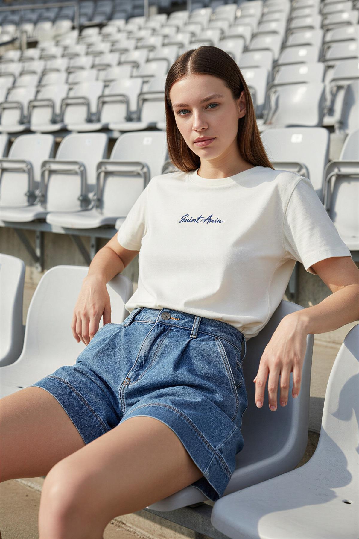 Ekru Amia&Co Marka %100 Pamuklu Bisiklet Yaka Kısa Kollu Basic T-Shirt