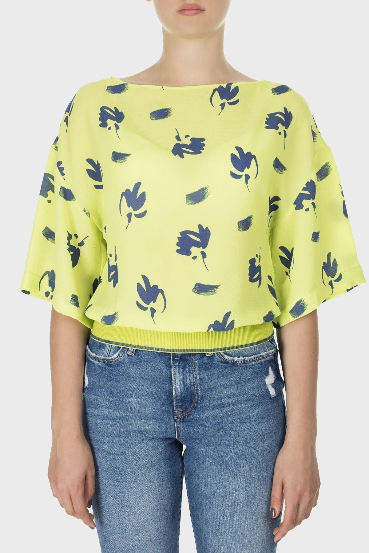 DESENLİ YARIM KOL CROP  BLUZ