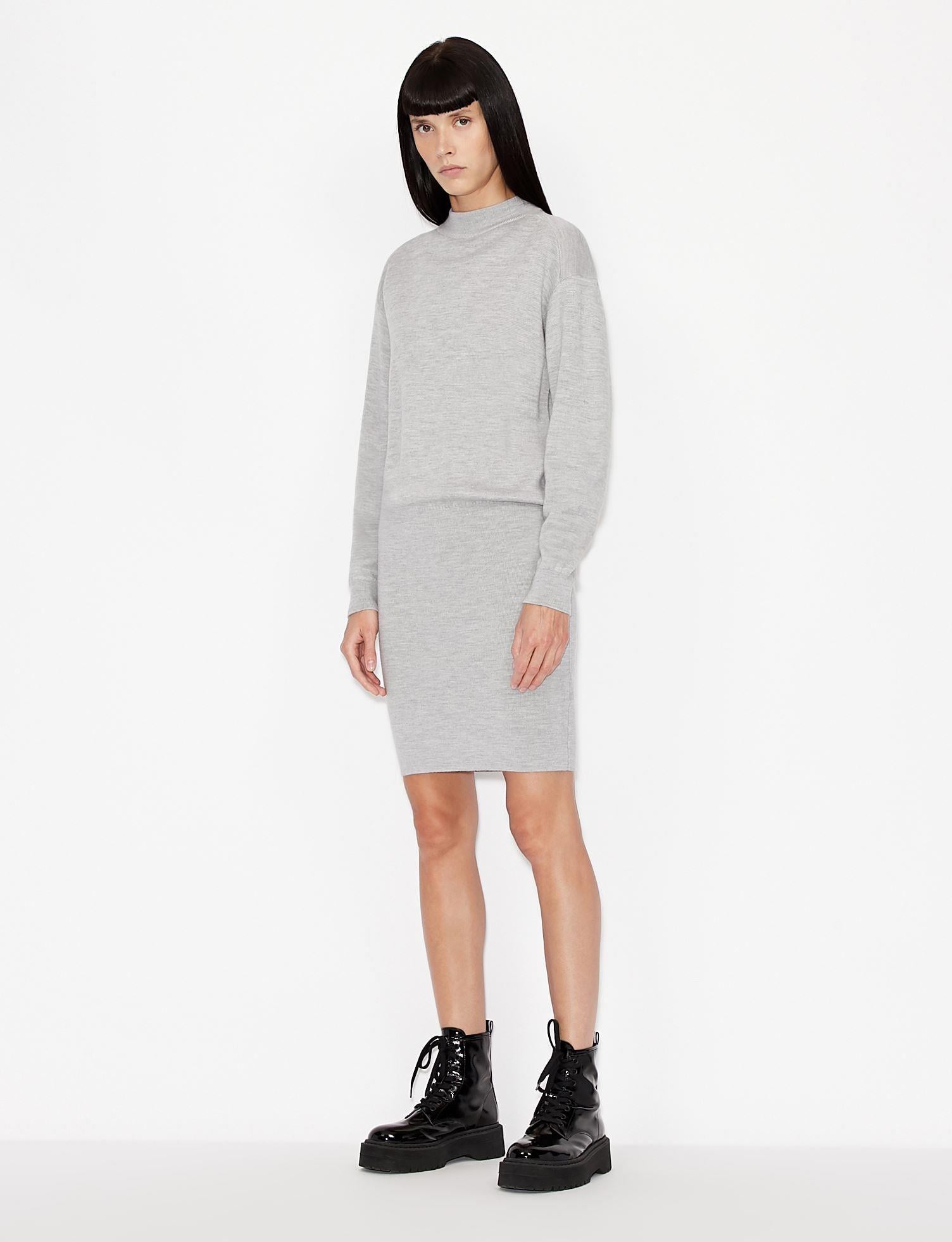 DİK YAKA TRİKO MİNİ ELBİSE