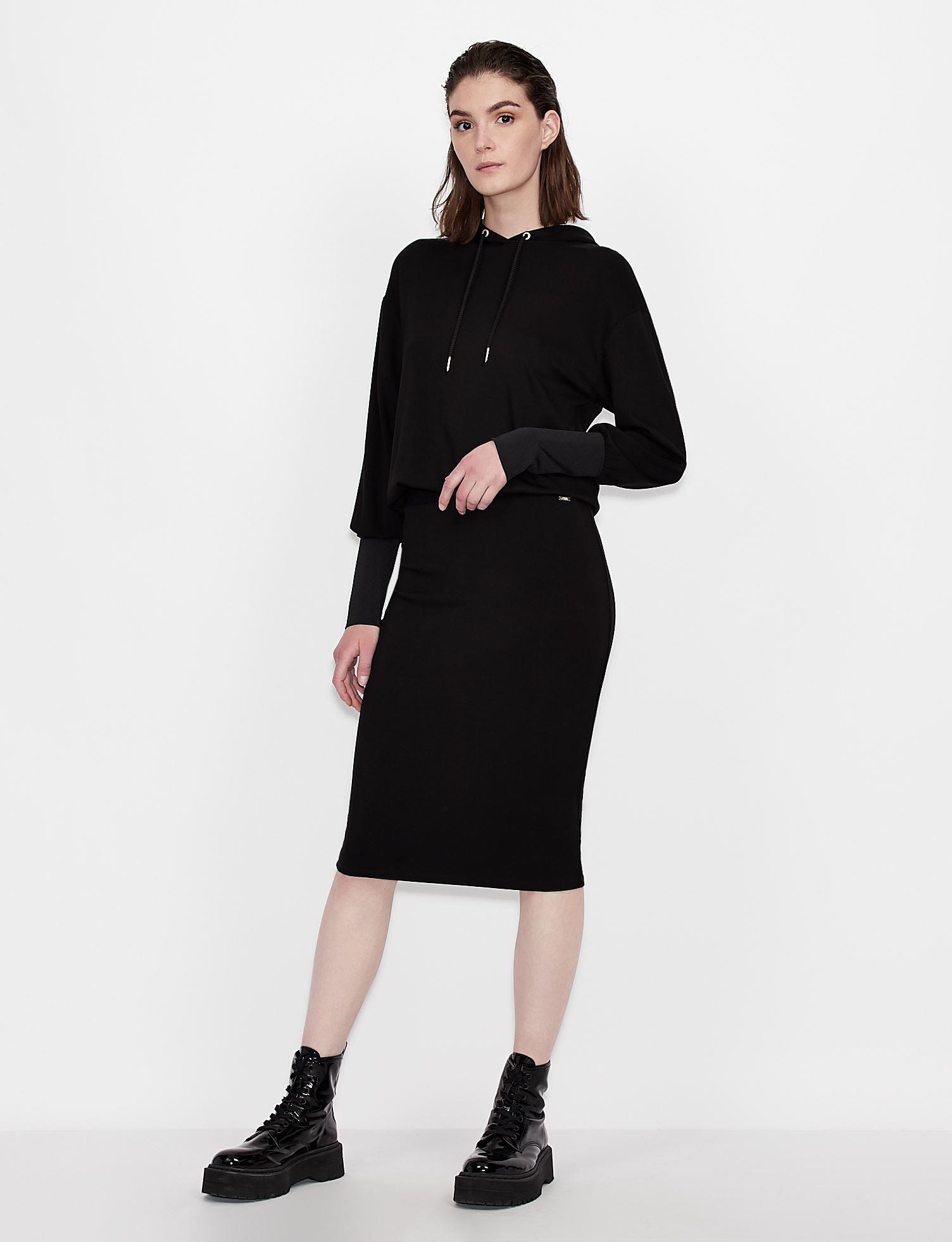 KAPİŞONLU MİDİ ELBİSE