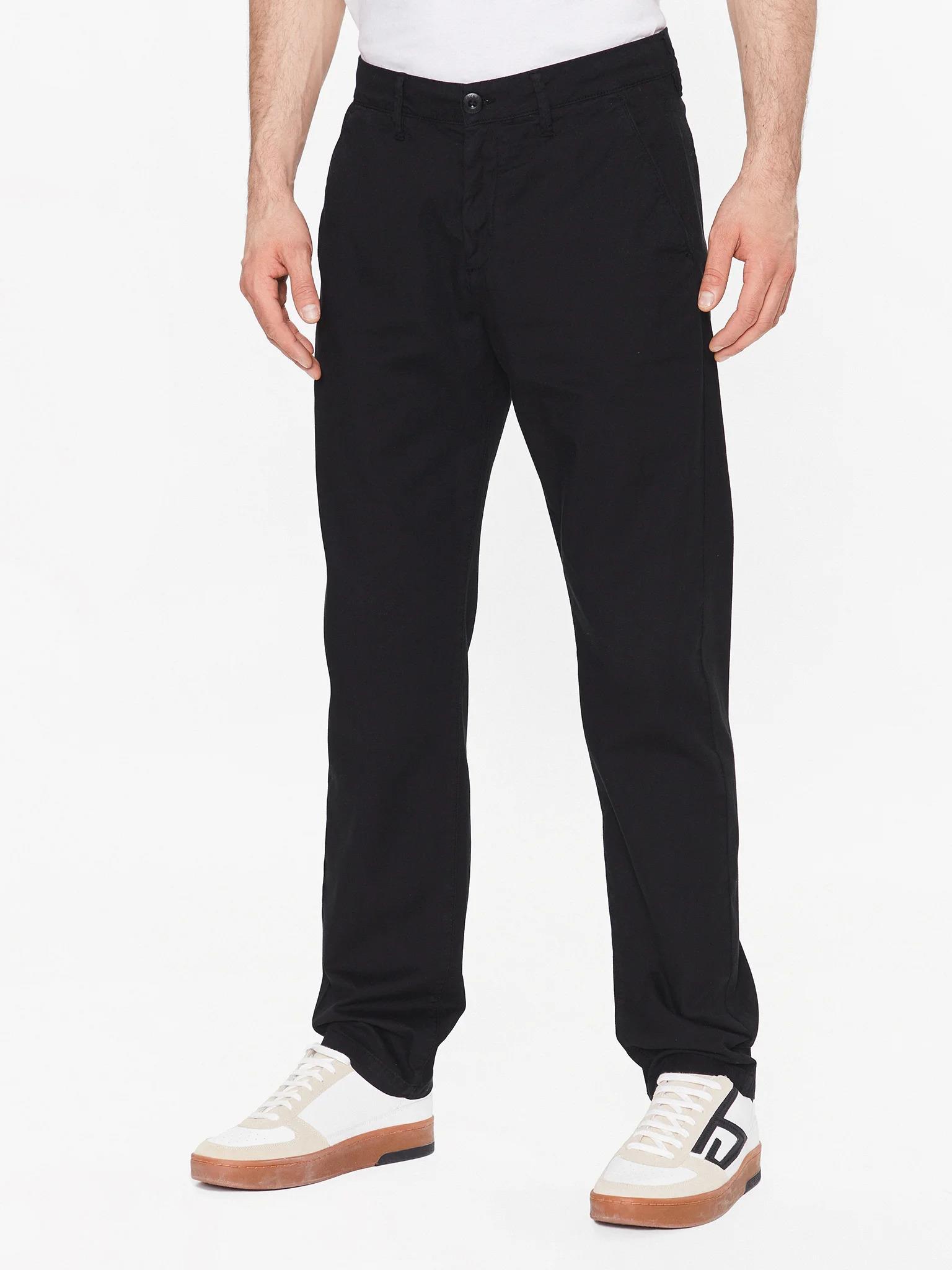 M3GB13WFBW3 GUESS ERKEK PANTOLON