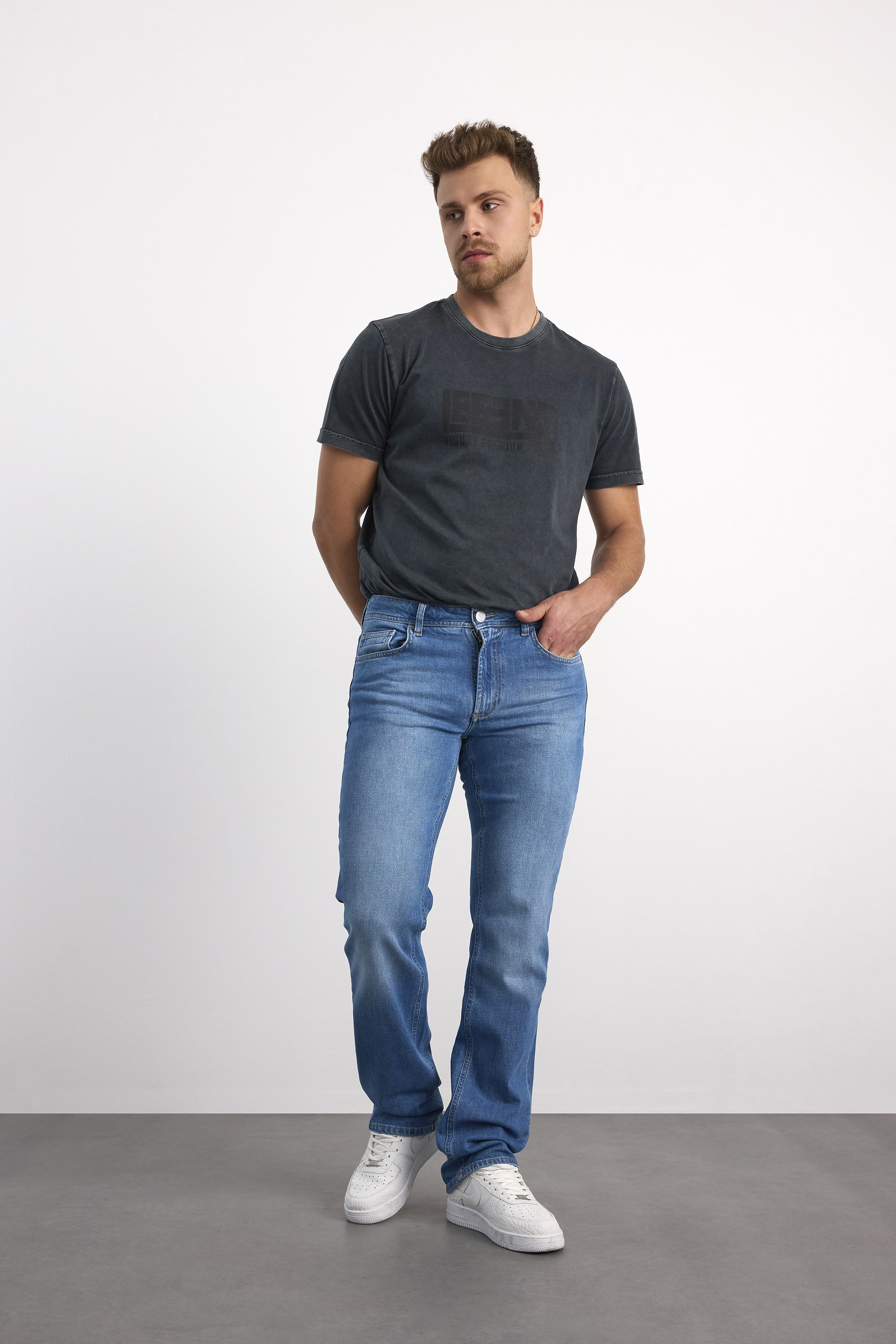 76076-73600 ERKEK REGULAR FİT MID WAIST MİD LEG DENİM PANTOLON 76076-73600