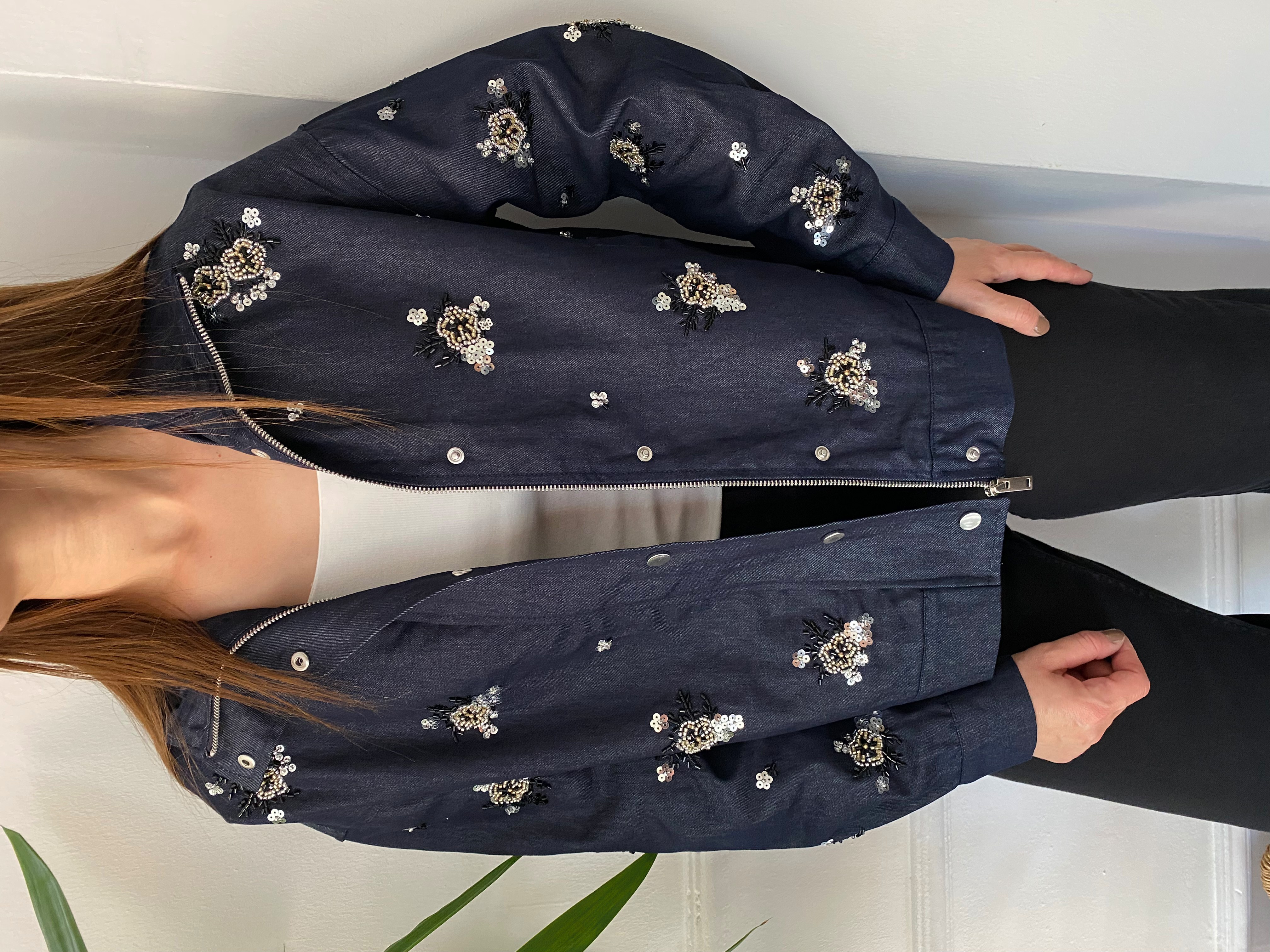 Çiçek Boncuk İşlemeli Denim Ceket Lacivert