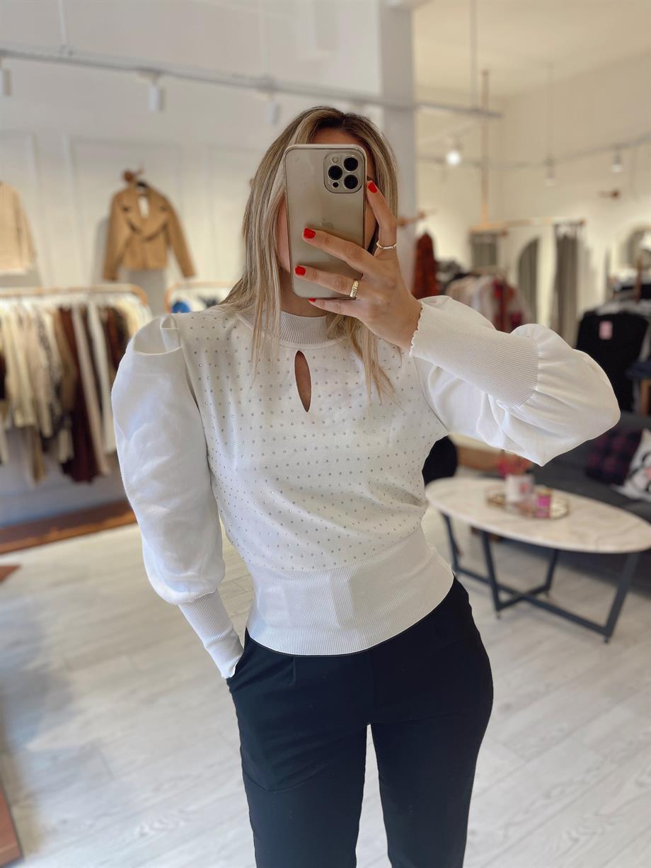 Beyaz Prenses Kol Önü Taşlı Çelik Triko Bluz