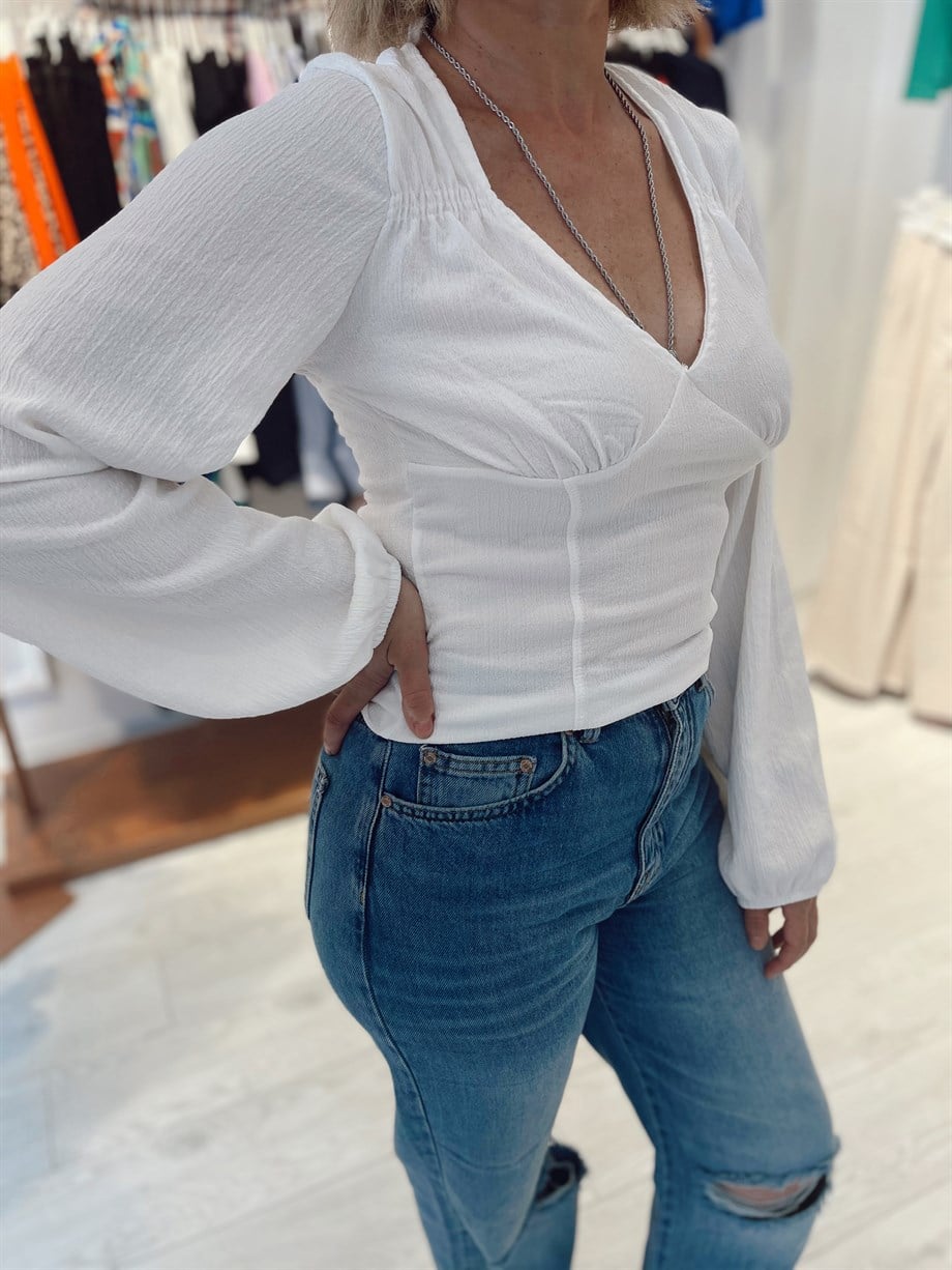 Beyaz Sırt Dekolteli Bluz