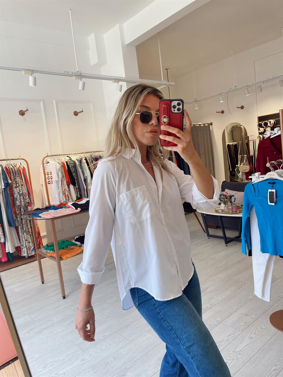 Beyaz Sırt Düğme ve Pileli Tasarım Poplin Gömlek