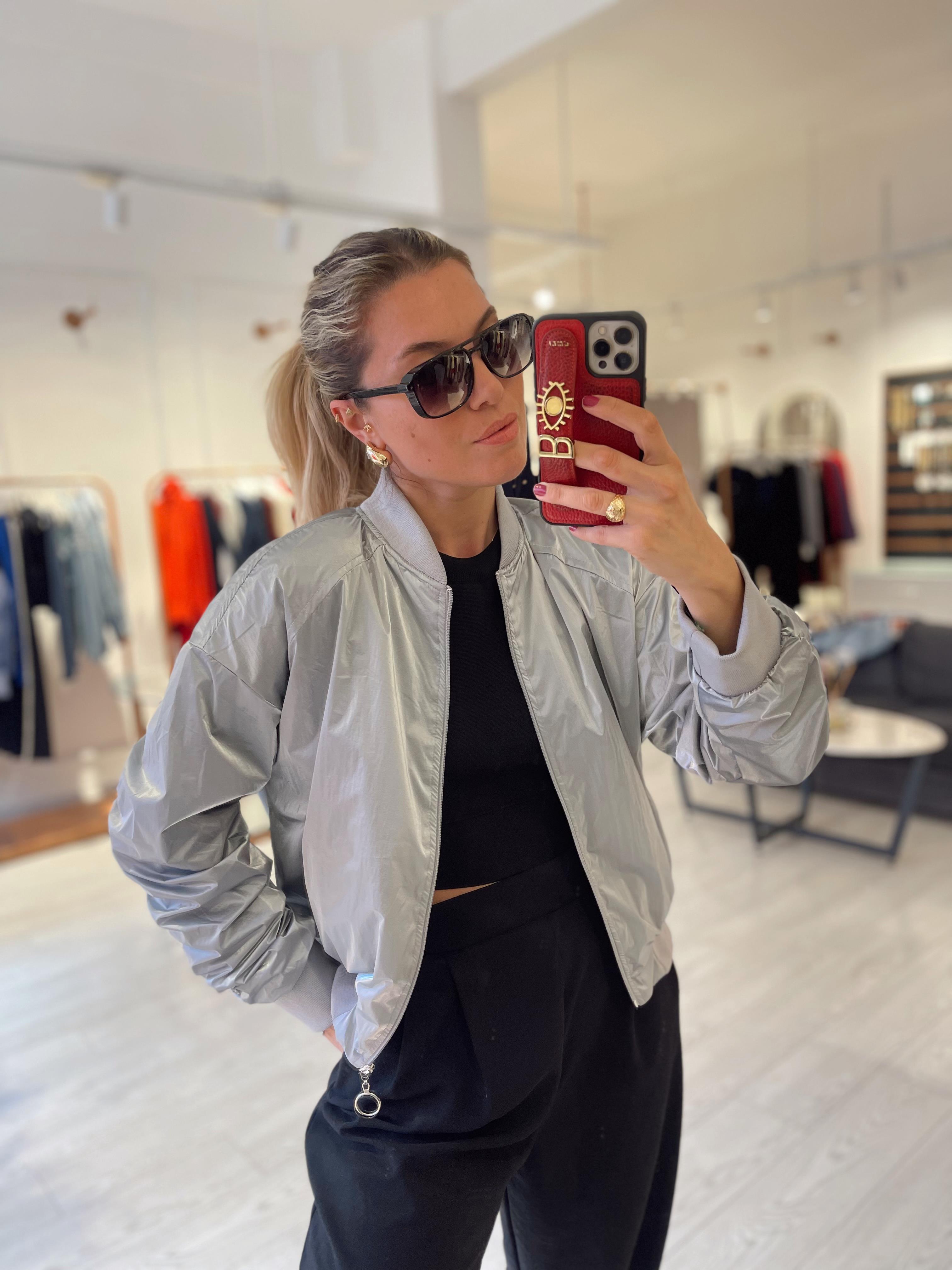 Büzgülü Parlak Bomber Ceket