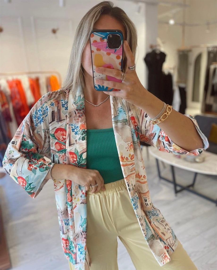 Çok Renkli Desenli Mevsimlik Kimono