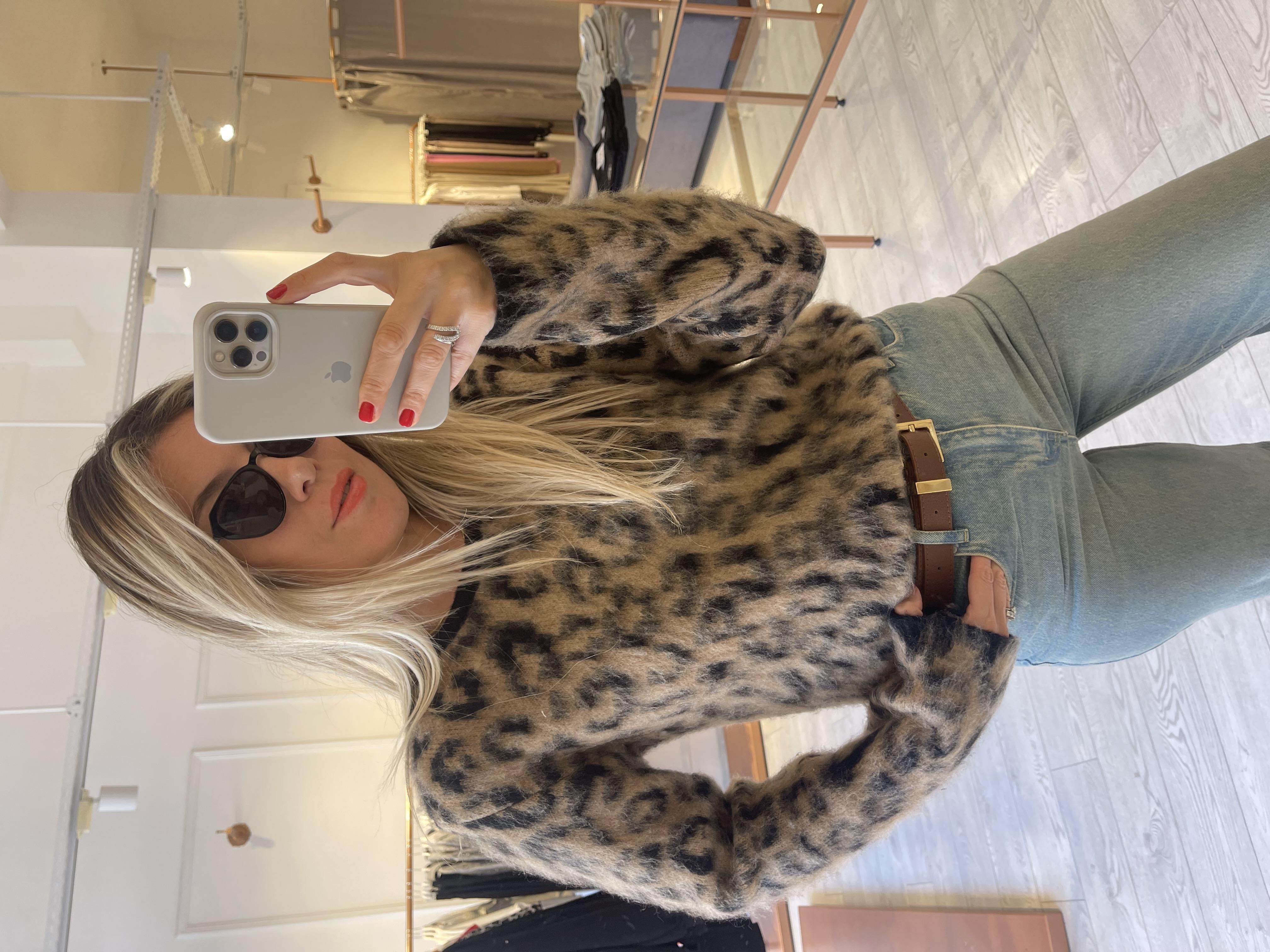 Massi. Leopar Yumoş Kazak