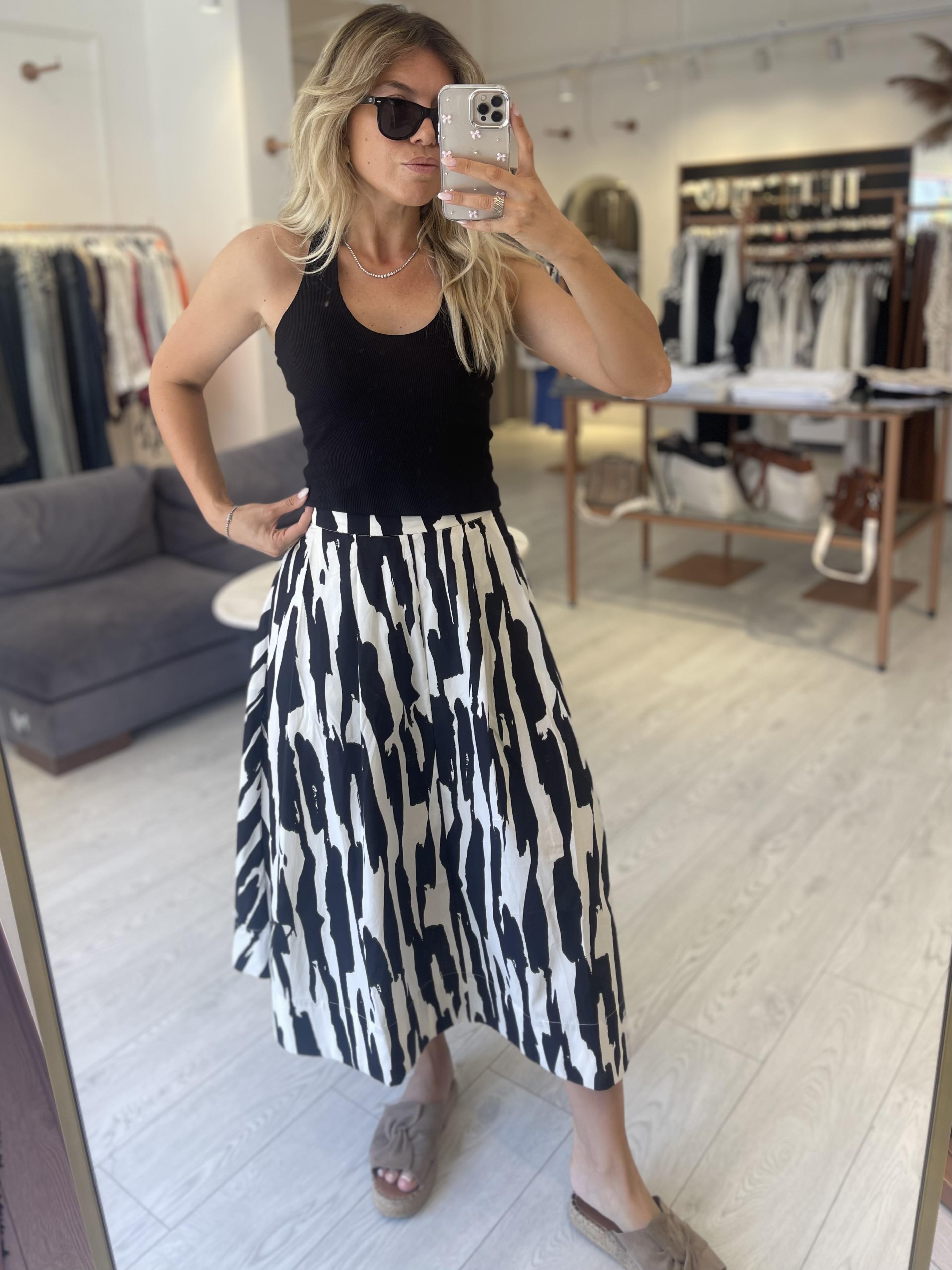 Siyah Beyaz Midi Cepli Etek