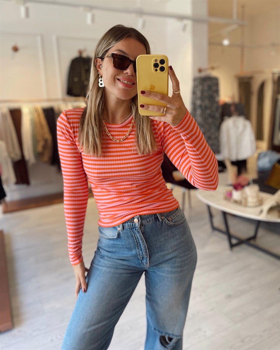Pembe Çizgili Body · 2
