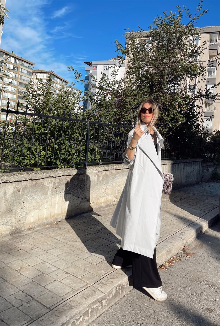 Açık Gri Oversize Trençkot · 7