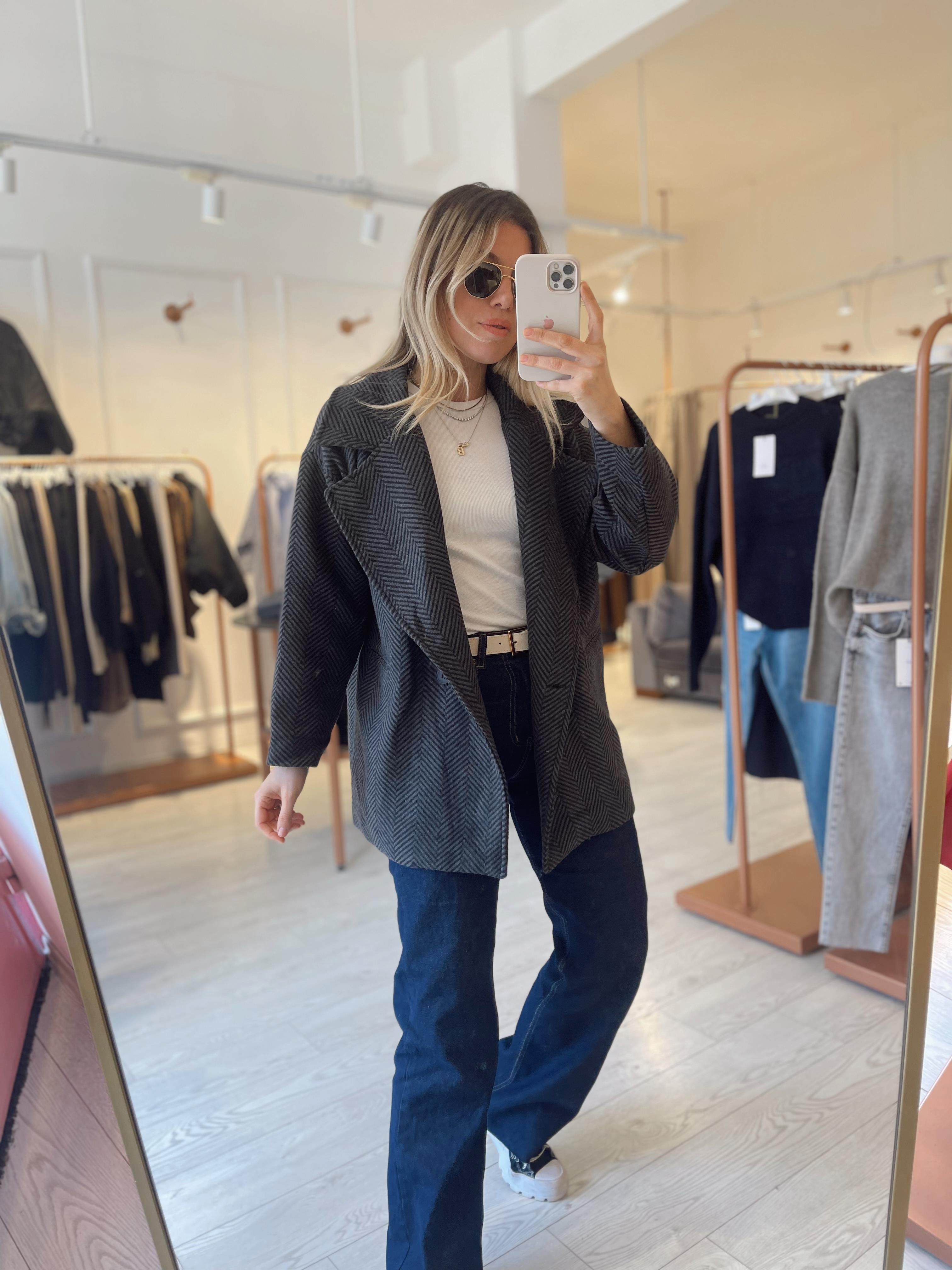 Antrasit Siyah Balıksırtı Oversize Kaban · 5