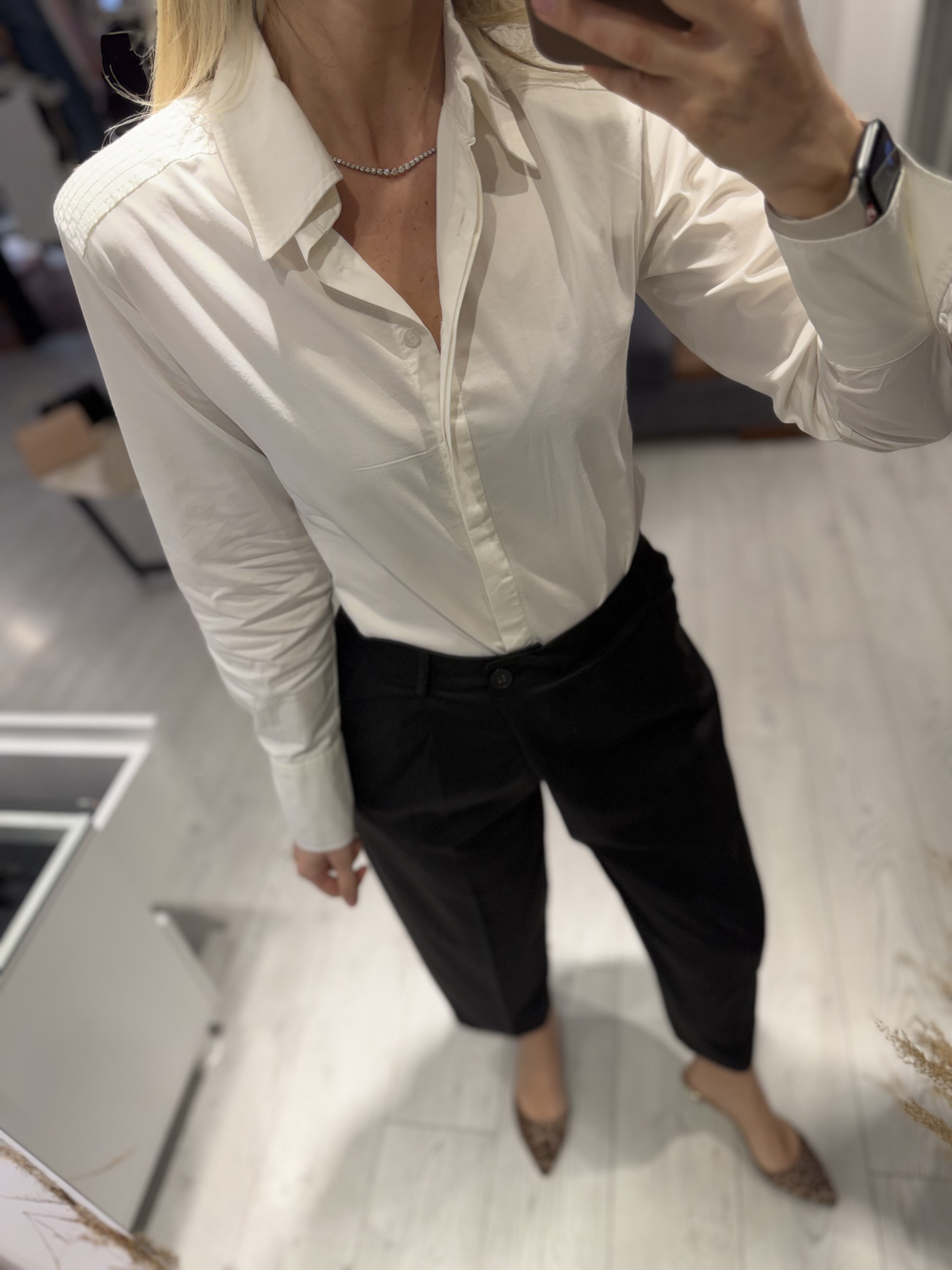 Beyaz Dikişli Vatkalı Gömlek