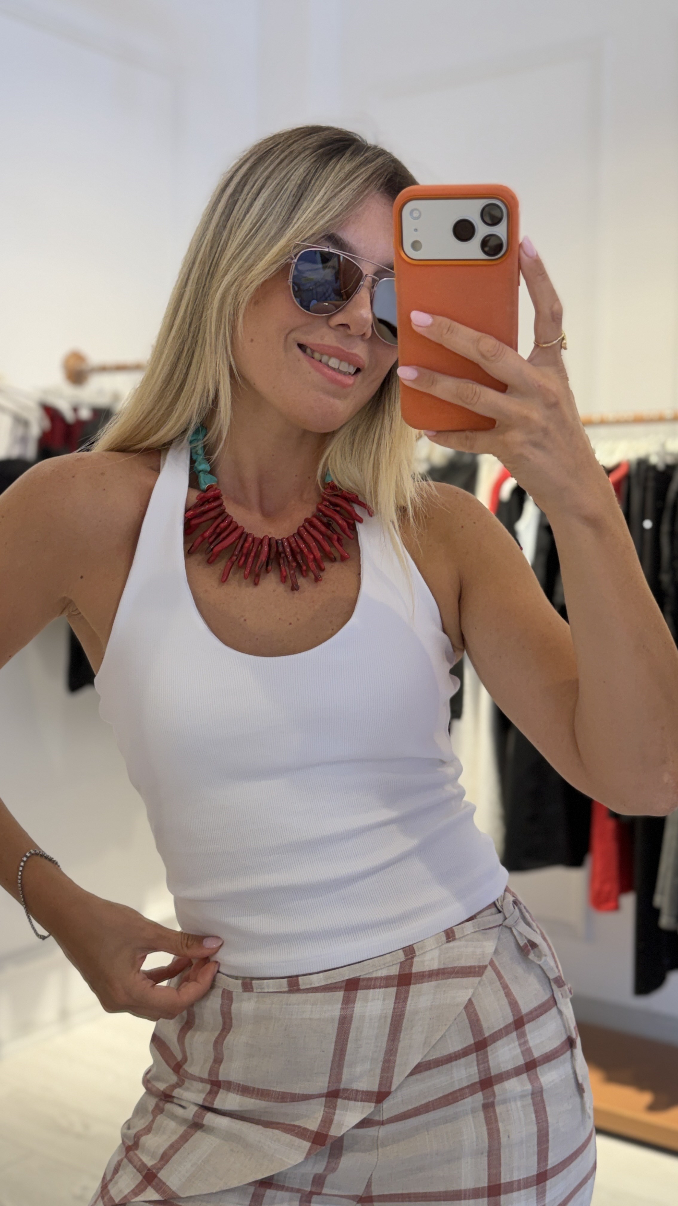 Beyaz Halter Yaka Top