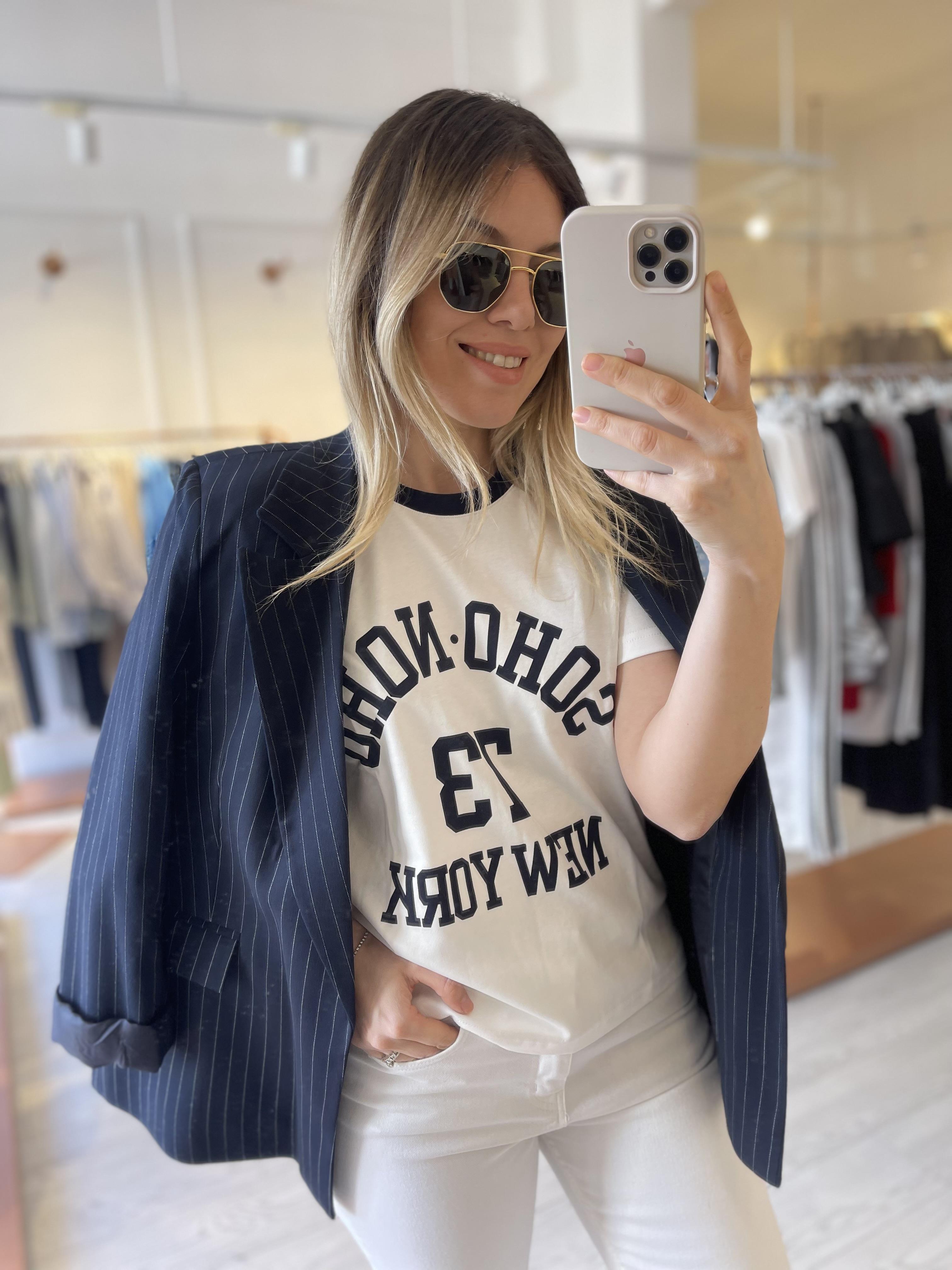 Beyaz-Lacivert Yazılı Premium Pamuklu Tshirt