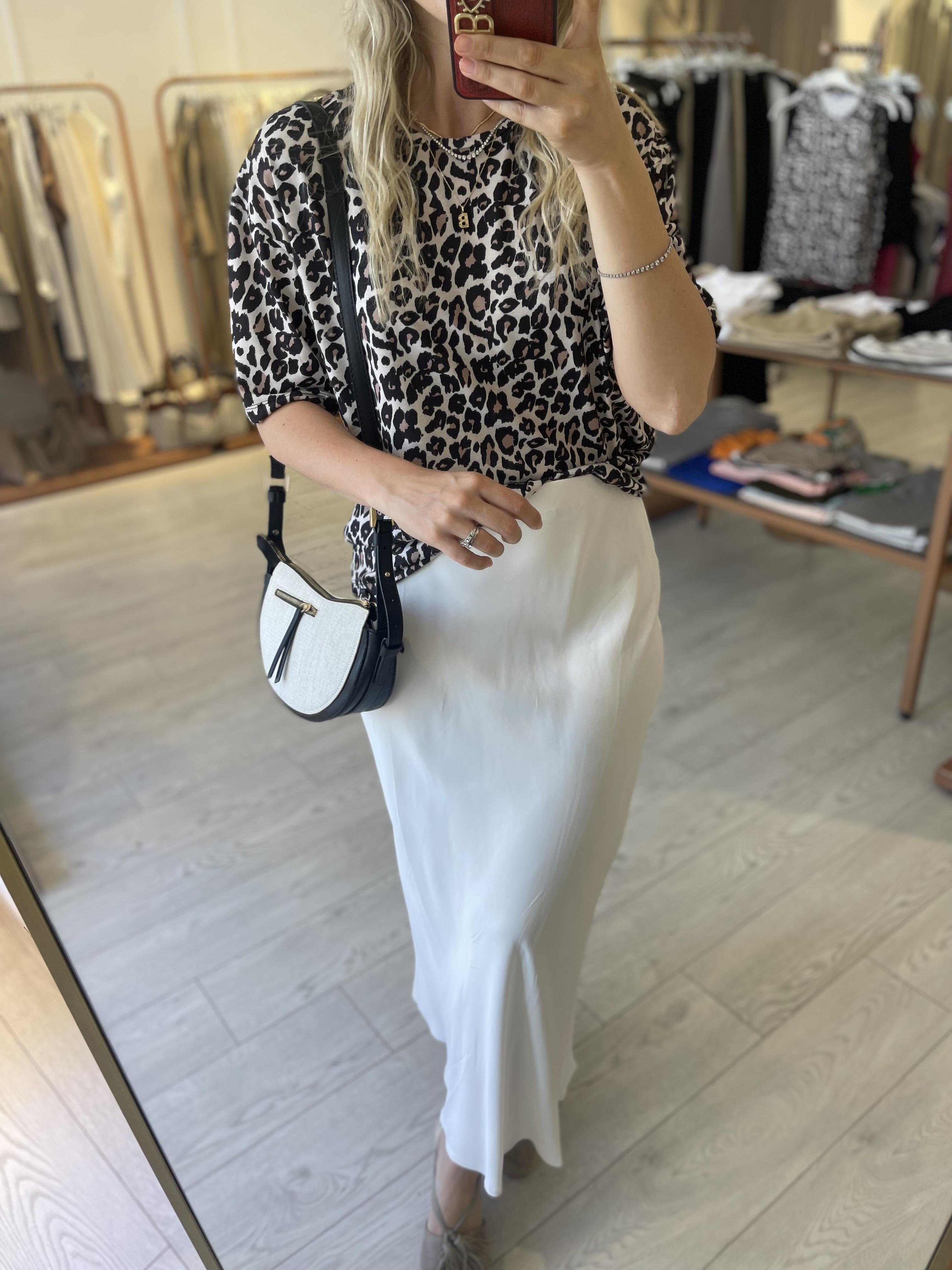 Beyaz Maxi Saten Etek · 4