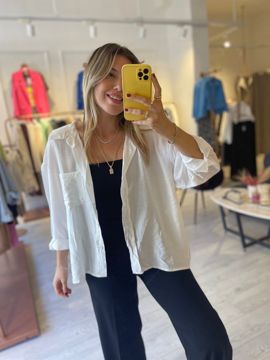 Beyaz Oversize V Yaka Kadın Gömlek
