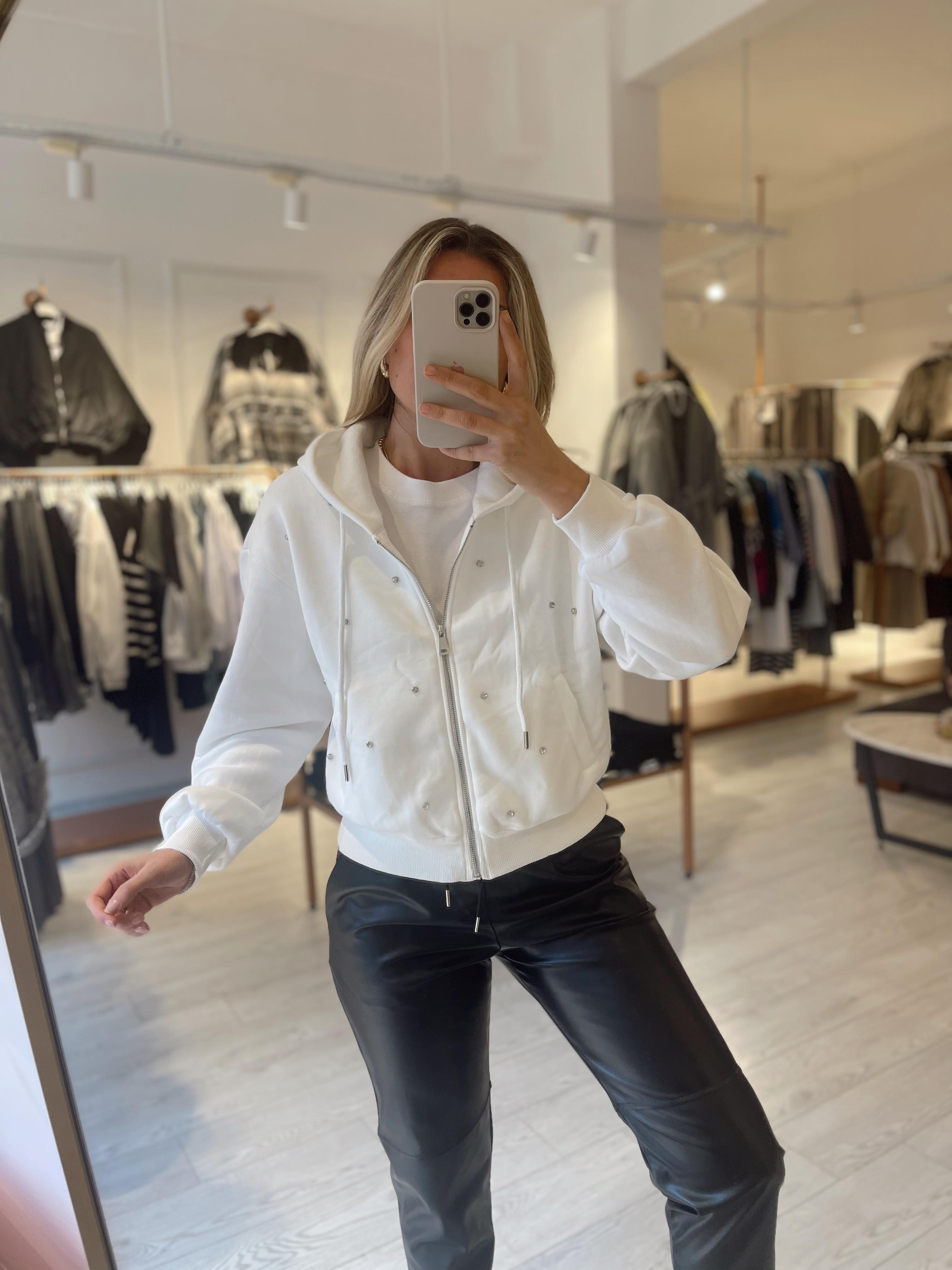 Beyaz Taşlı Kapüşonlu Sweatshirt