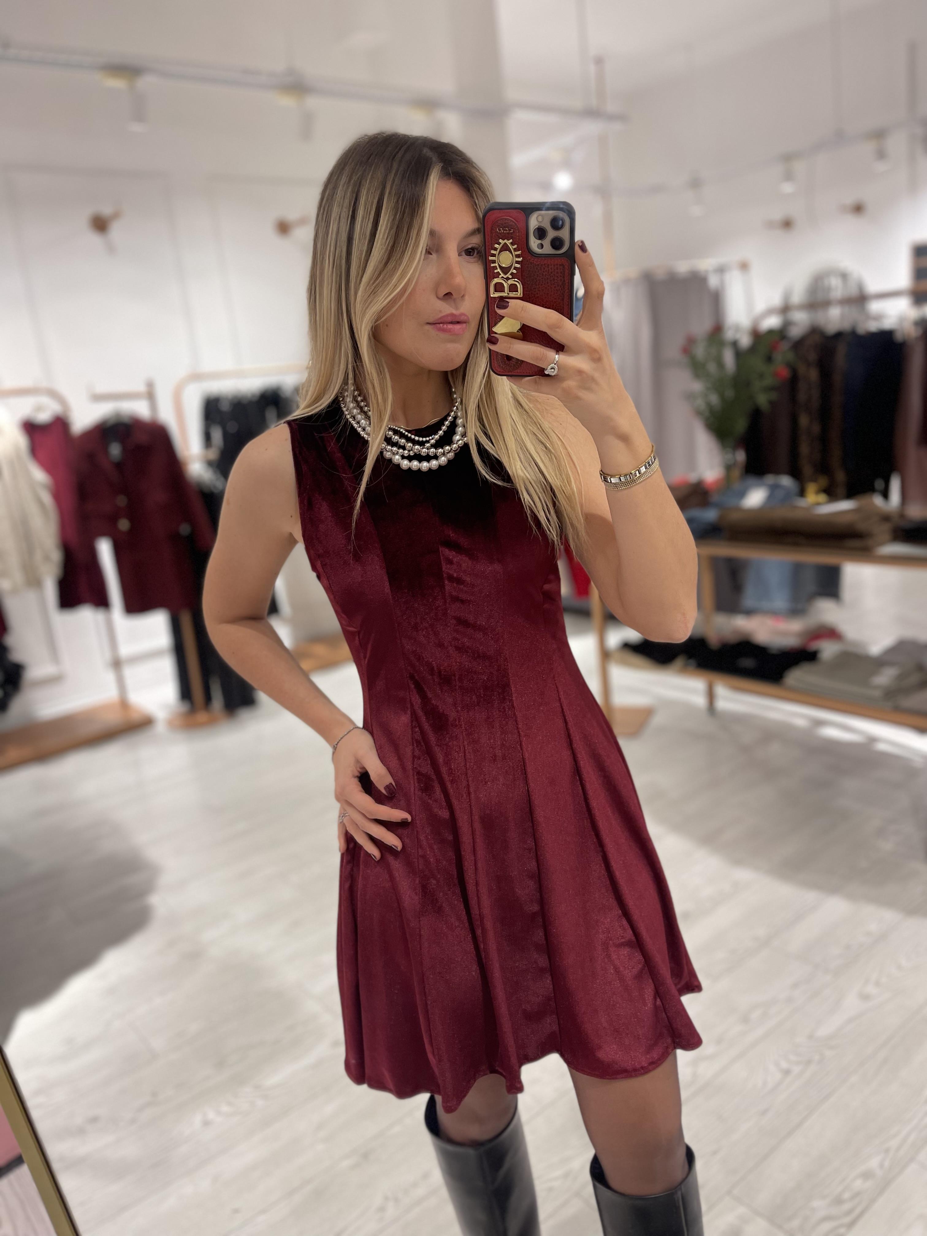 Bordo Volanlı Sıfır Kol Kadife Elbise